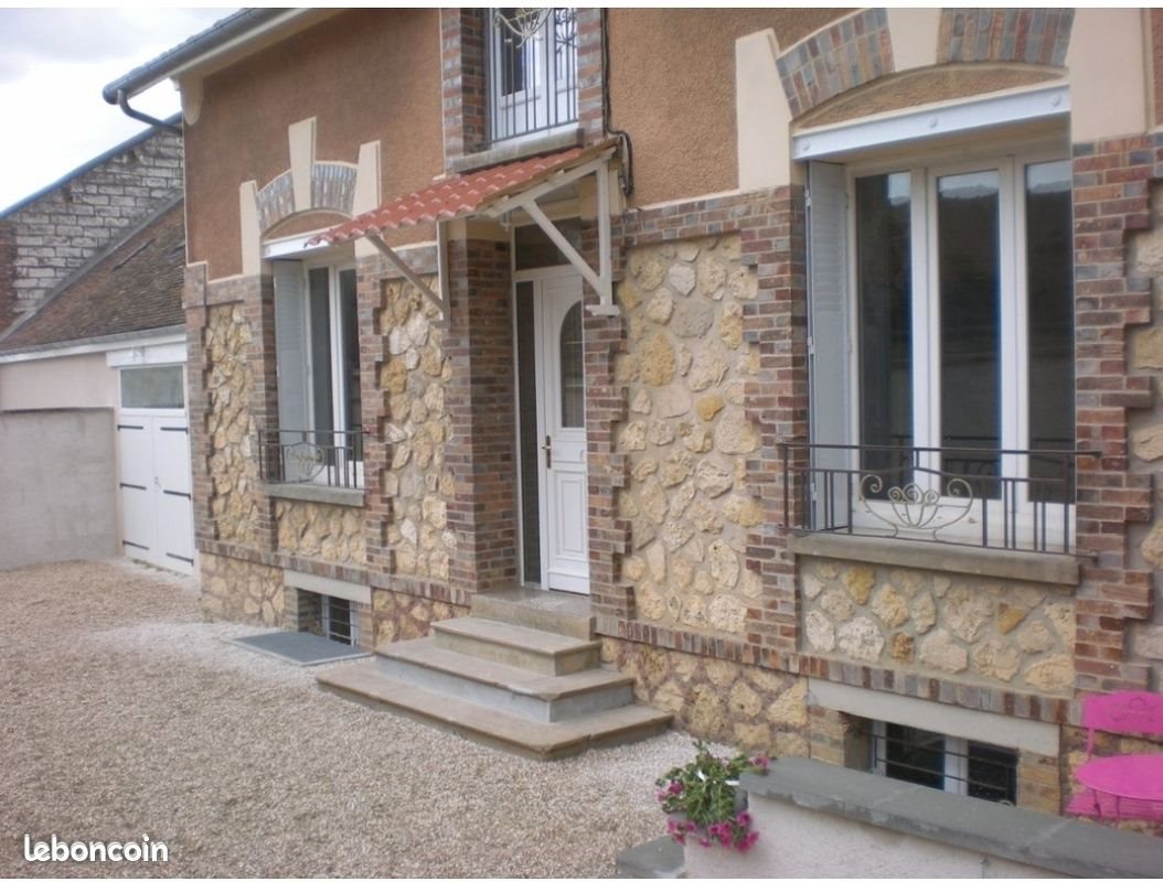 Maison à louer, 159m², Misy-sur-Yonne