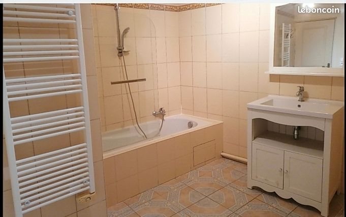 Maison à louer, 159m², Misy-sur-Yonne