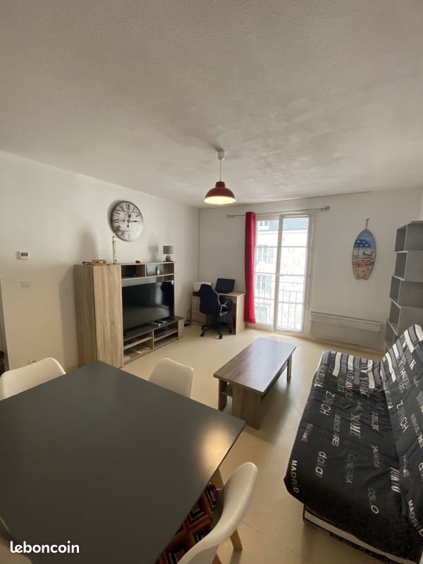Appartement à louer, 40m², Rochefort