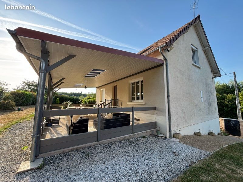 Maison à vendre, 93m², Saint-Yrieix-la-Perche