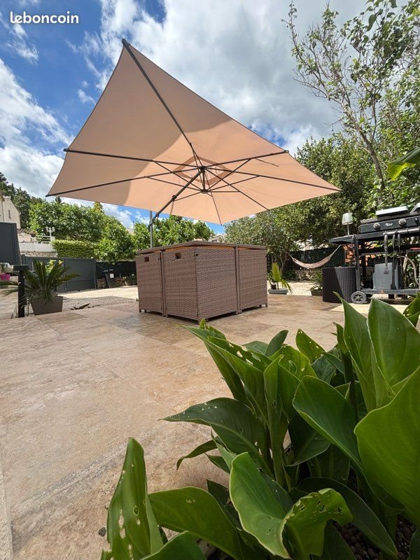 Maison à vendre, 160m², Calvisson