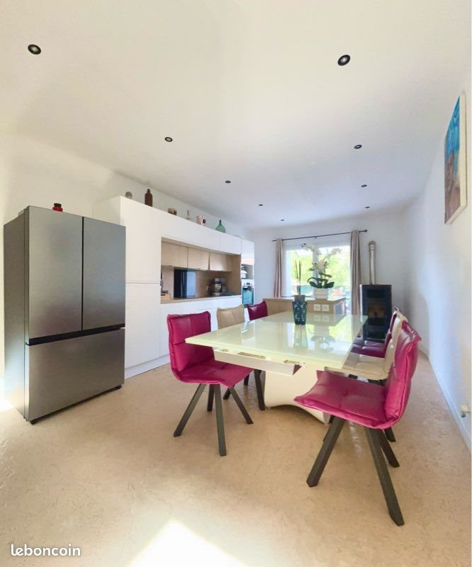 Maison à vendre, 160m², Calvisson