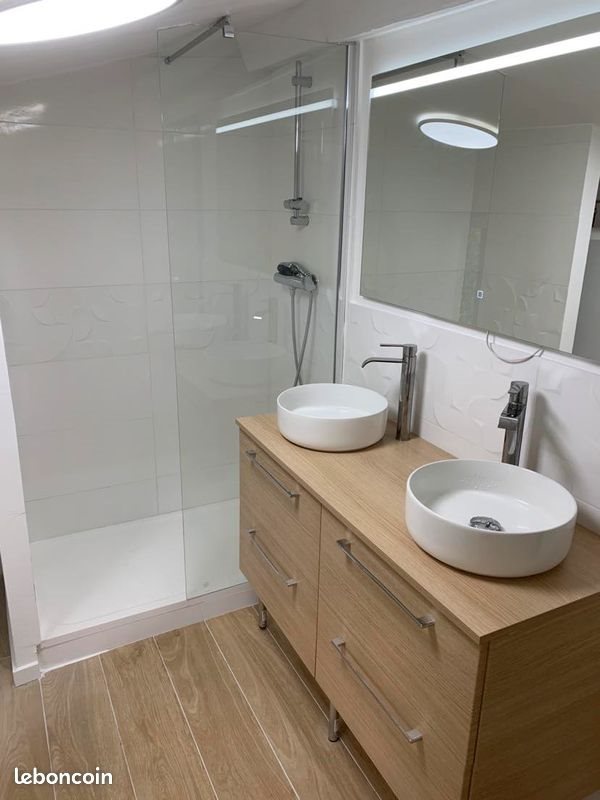 Appartement à louer, 72m², Rompon