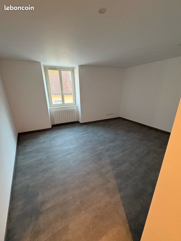 Appartement à louer, 47m², Orgelet