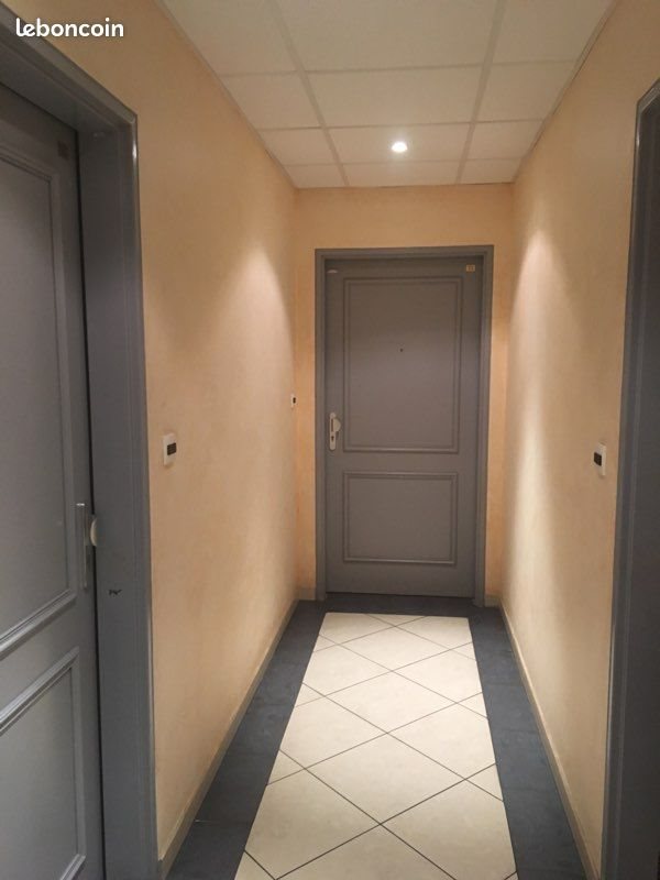 Appartement à louer, 27m², Toulon