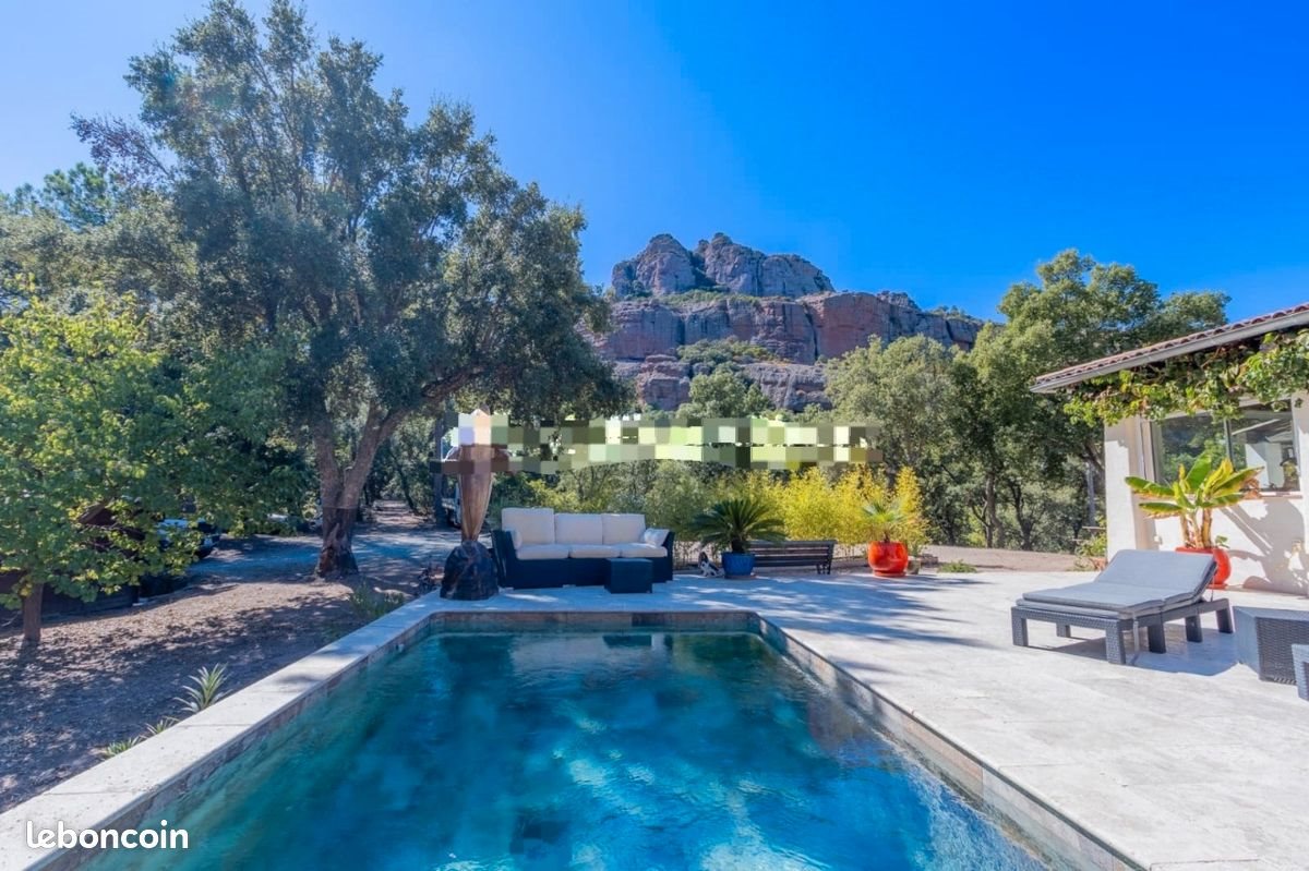 Maison à louer, 100m², Roquebrune-sur-Argens