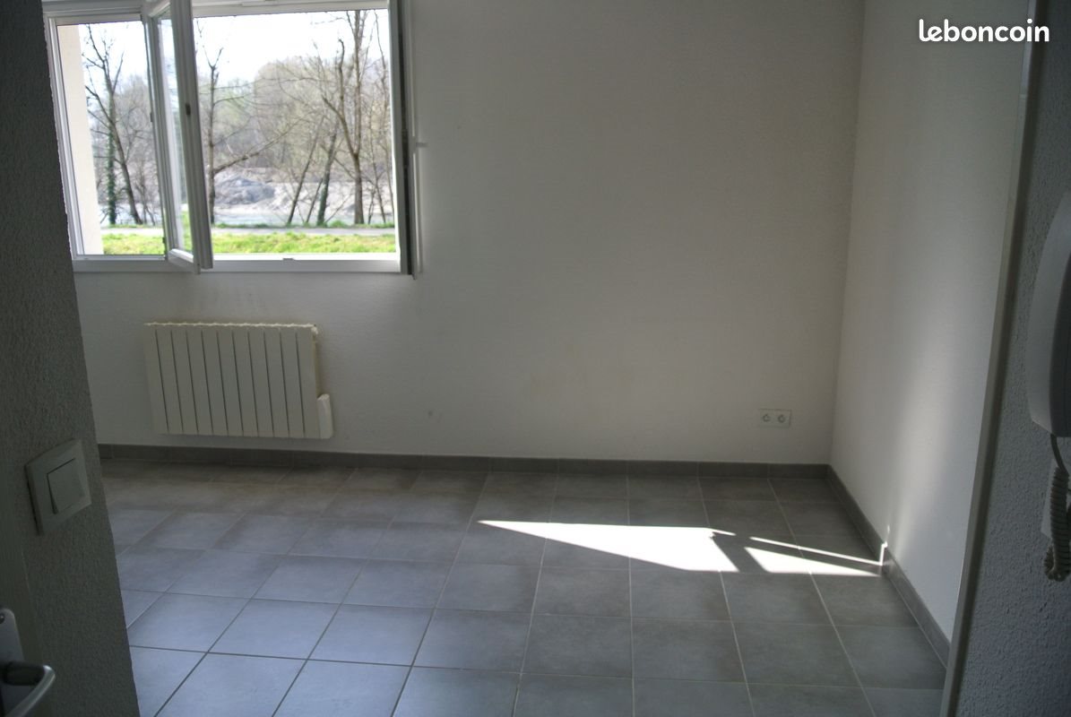 Appartement à louer, 24m², Saint-Martin-d'Hères