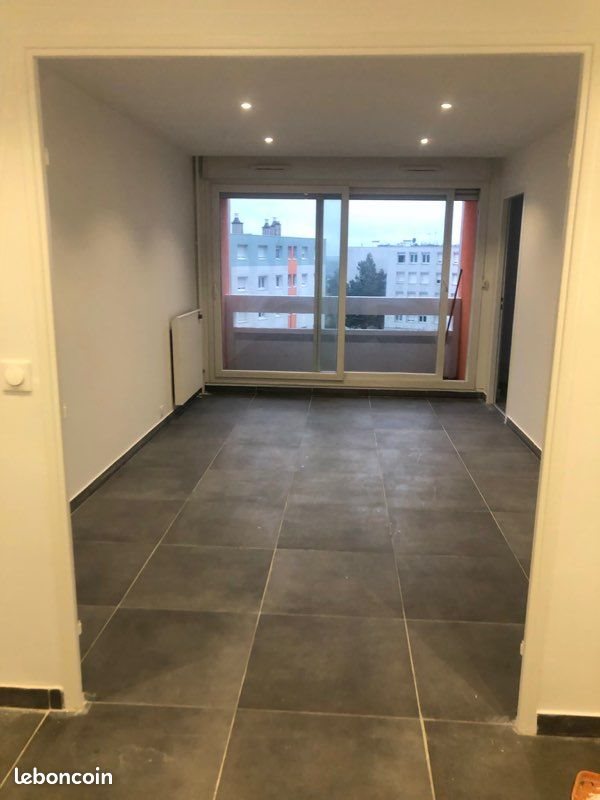 Appartement à louer, 74m², Saint-Etienne