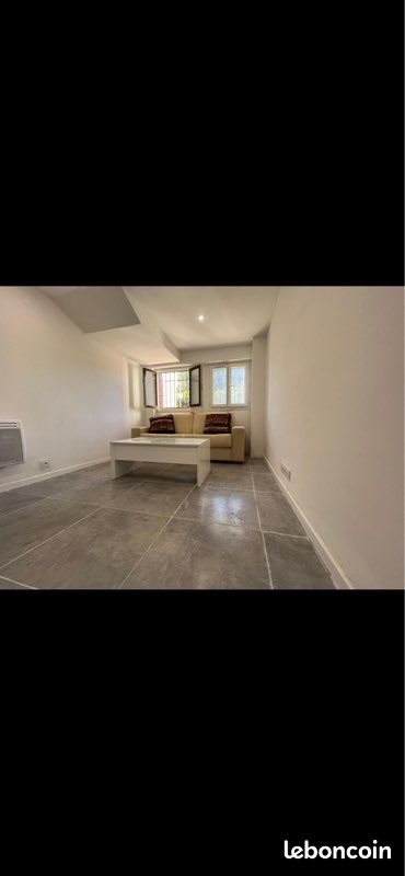 Appartement à louer, 17m², Marseille 9ème