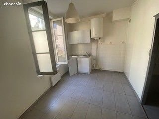 Appartement à louer, 23m², Saumur