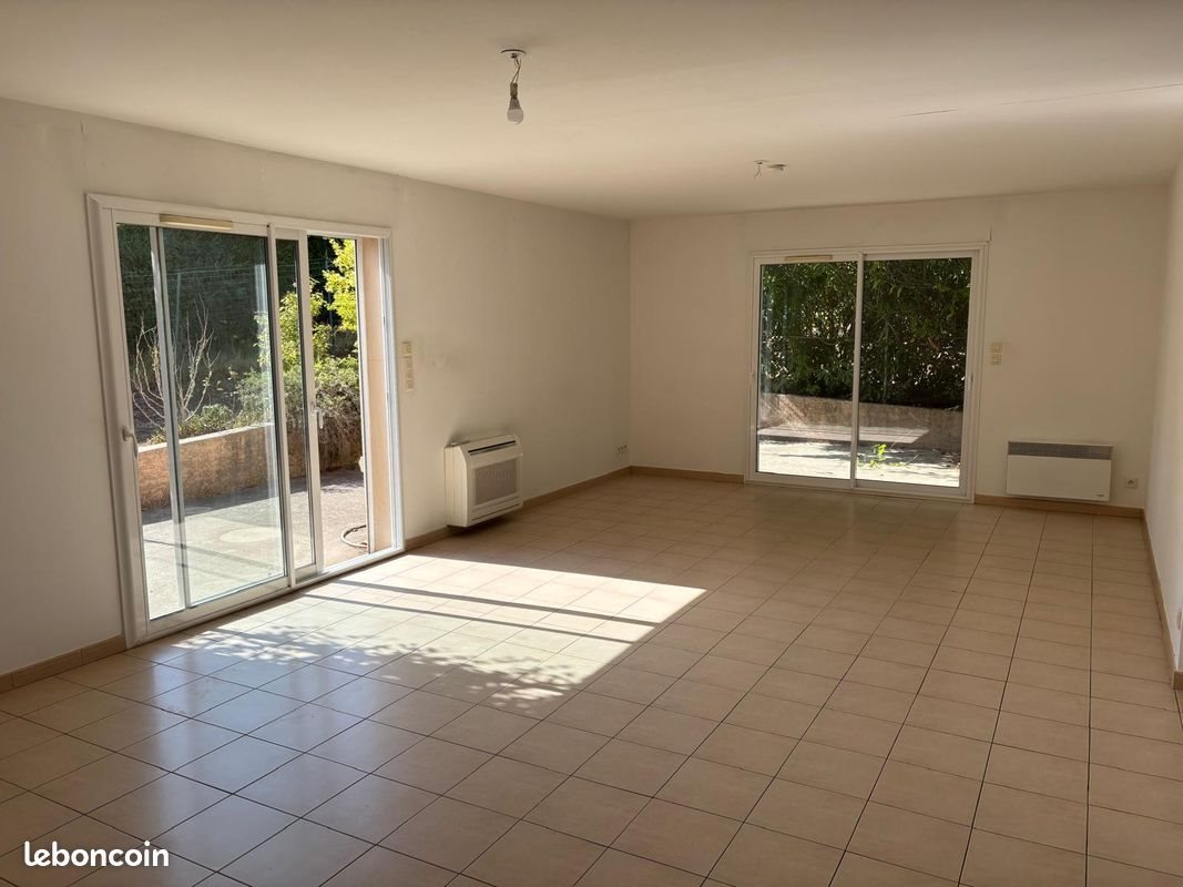 Maison à louer, 100m², Fontiès-d'Aude