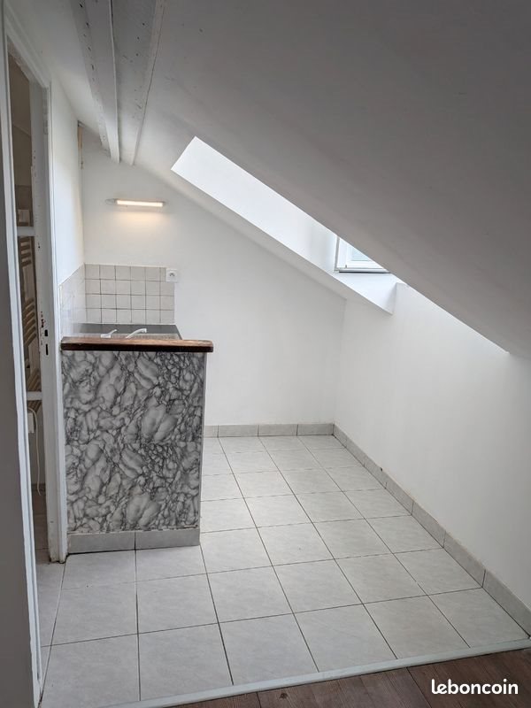 Appartement à louer, 13m², Saint-Pierre-lès-Nemours