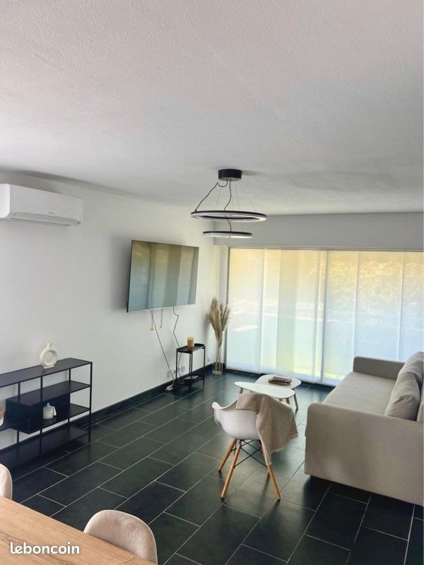 Appartement à louer, 56m², Marseille 9ème