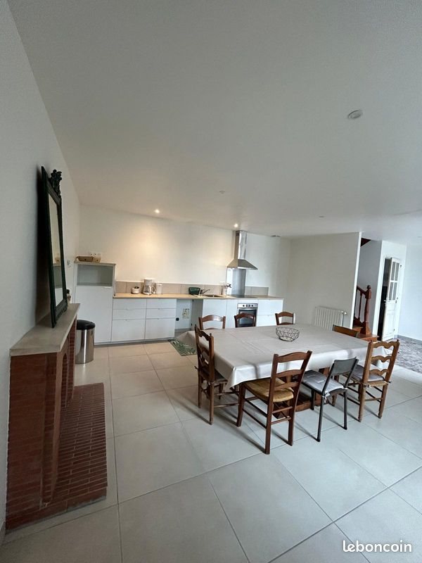 Maison à louer, 175m², Sendets