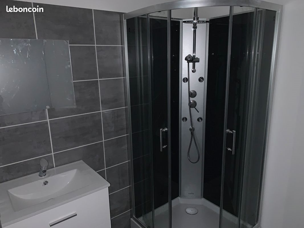 Appartement à louer, 46m², Donzère