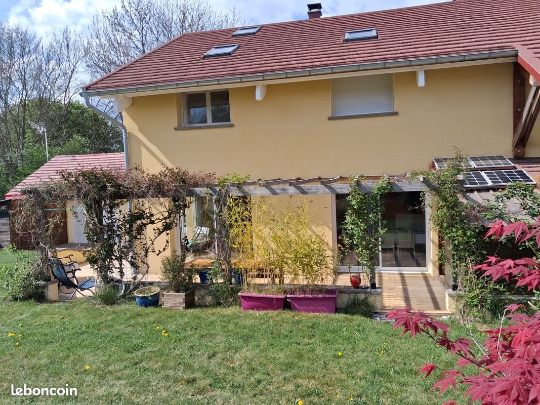 Maison à vendre, 180m², Saint-Laurent-du-Cros