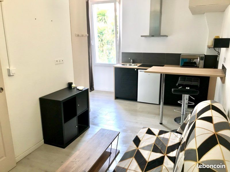 Appartement à louer, 18m², Toulon