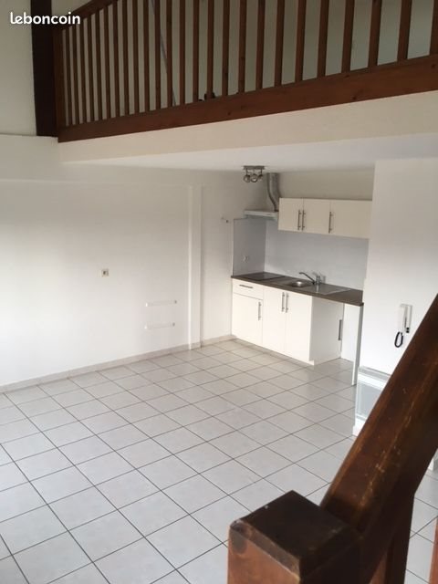 Appartement à louer, 45m², L'Isle-Jourdain
