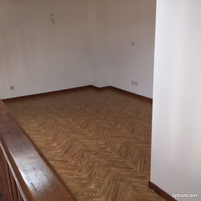 Appartement à louer, 45m², L'Isle-Jourdain