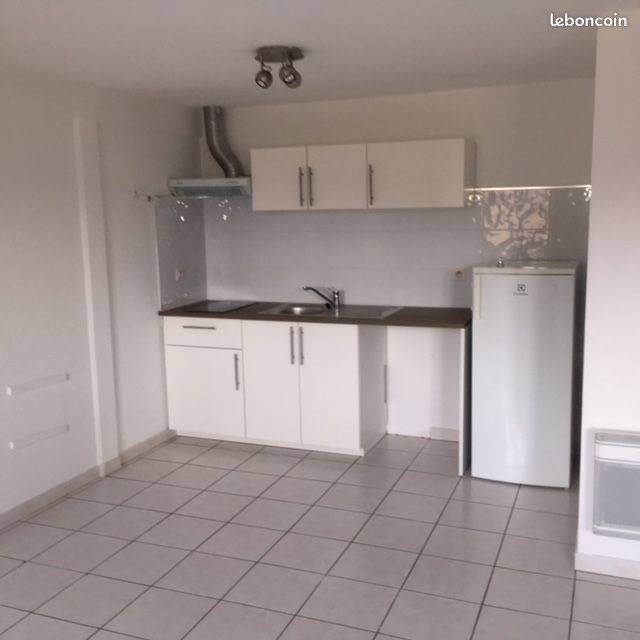 Appartement à louer, 45m², L'Isle-Jourdain