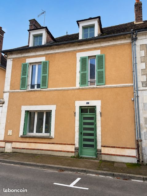 Maison à louer, 86m², Bassou