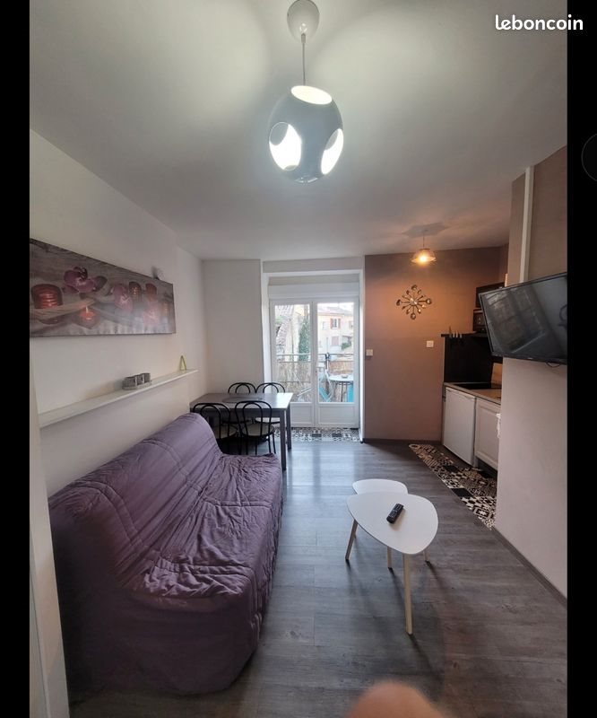 Appartement à louer, 18m², Gréoux-les-Bains
