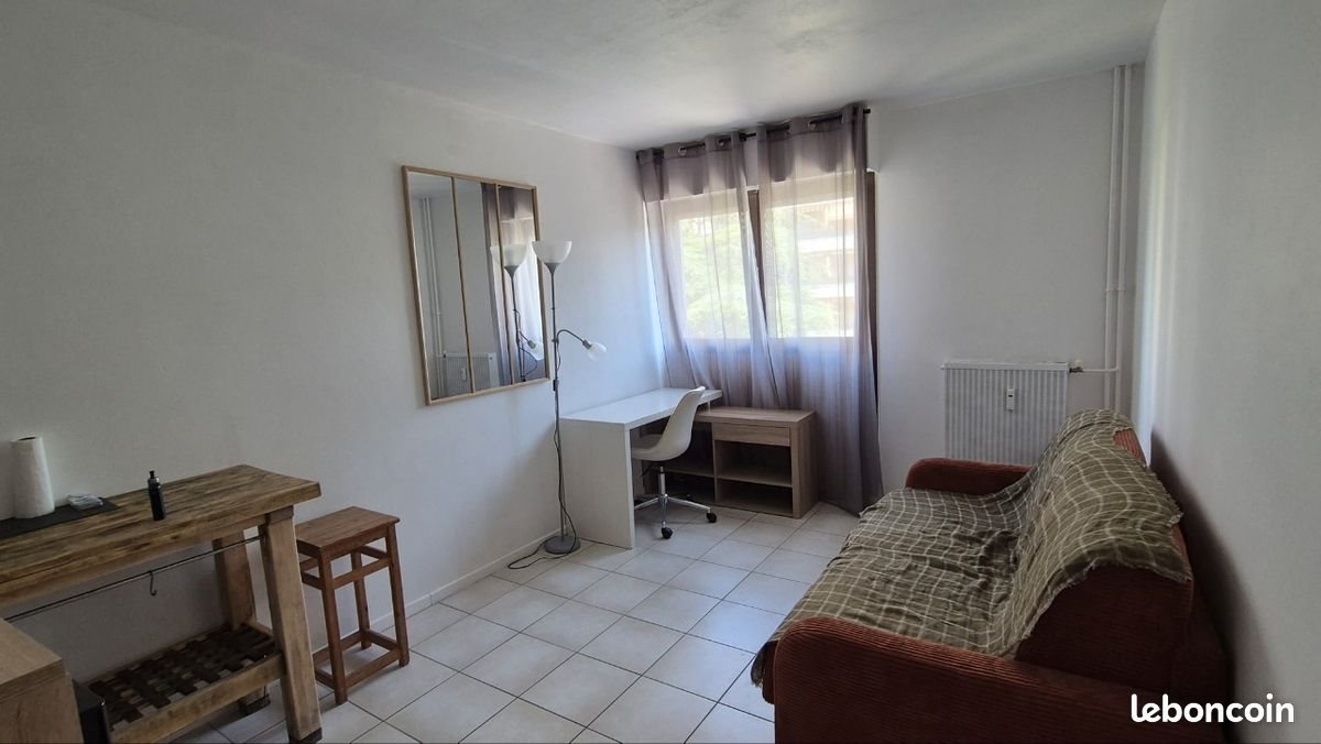 Appartement à louer, 24m², Marseille 9ème