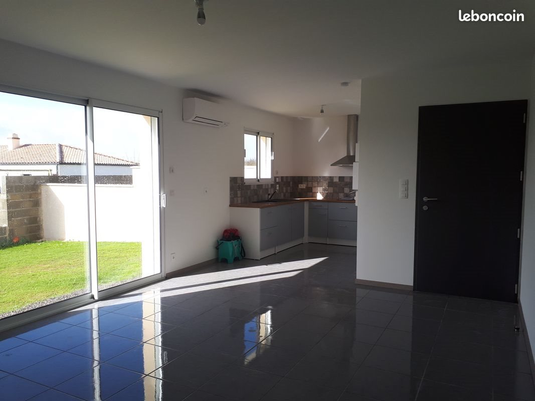 Maison à louer, 47m², Bazoges-en-Paillers