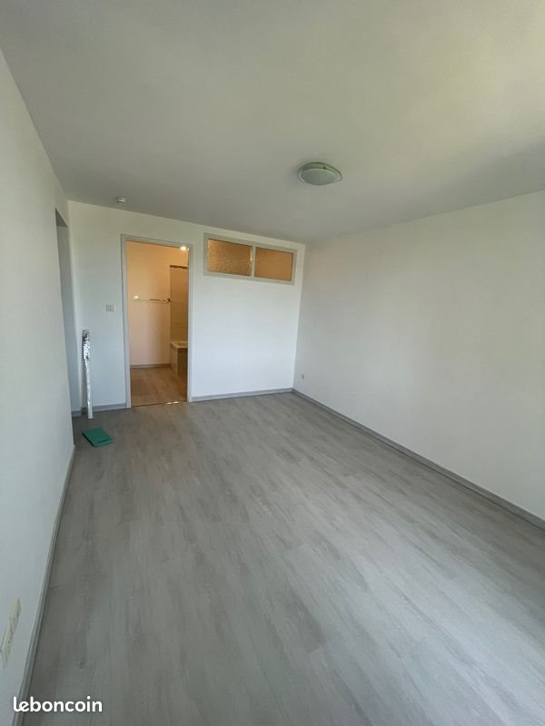 Appartement à louer, 28m², Carnoules