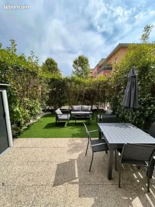 Appartement à louer, 60m², Marseille 8ème
