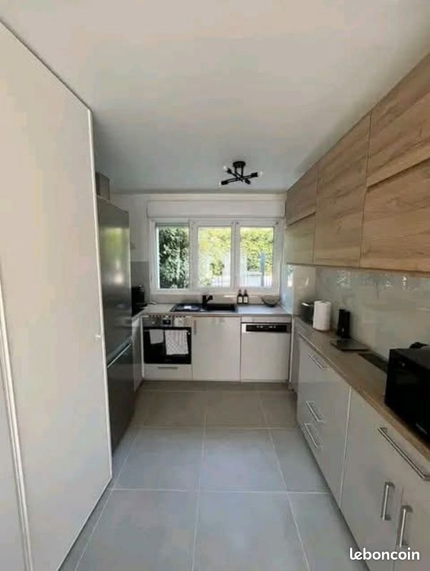 Appartement à louer, 60m², Marseille 8ème