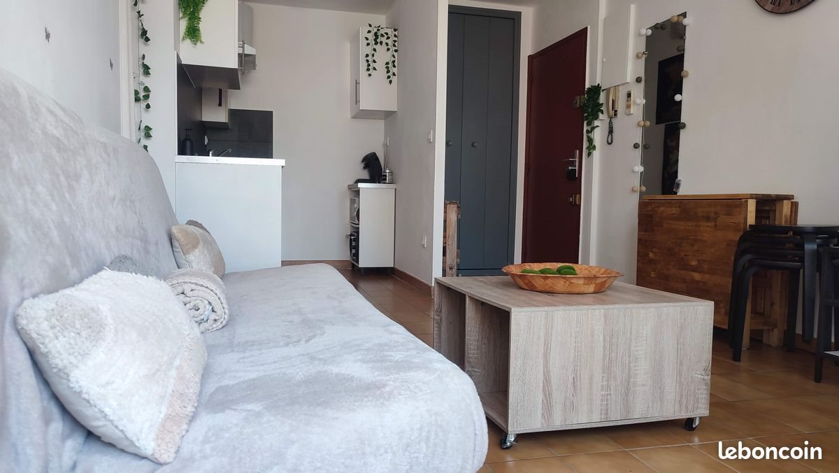 Appartement à louer, 32m², Nîmes