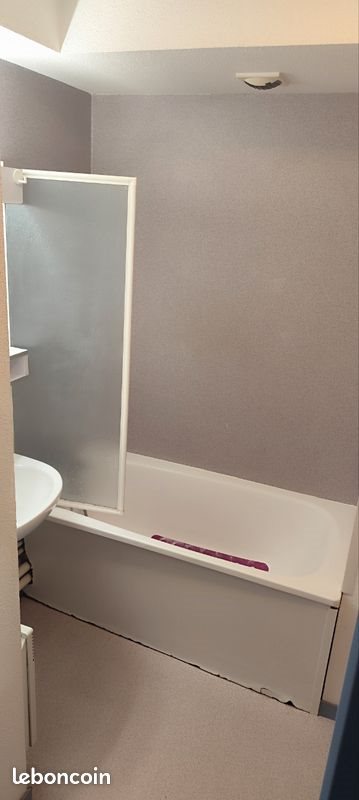 Appartement à louer, 19m², Pau