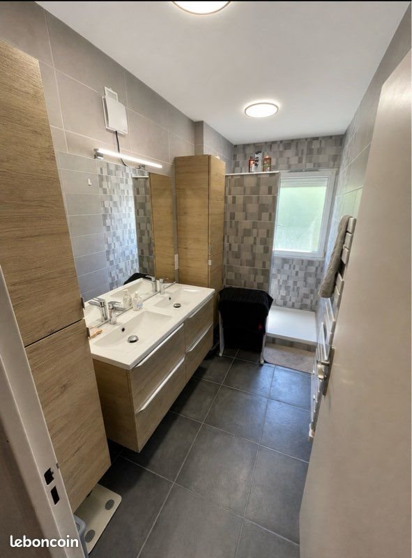 Appartement à louer, 100m², Bourg-en-Bresse