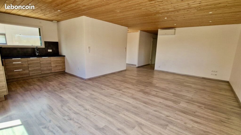 Maison à louer, 89m², Cohade