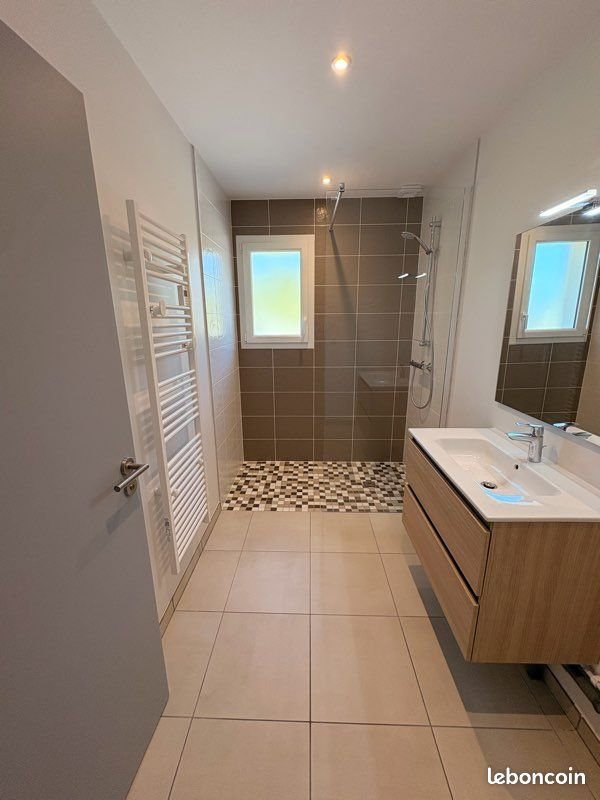 Maison à louer, 75m², Pouillon