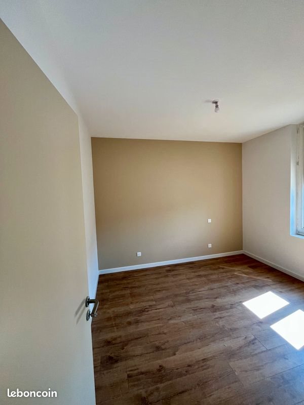 Appartement à louer, 45m², Brive-la-Gaillarde