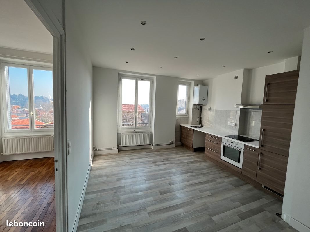Appartement à louer, 38m², Oullins