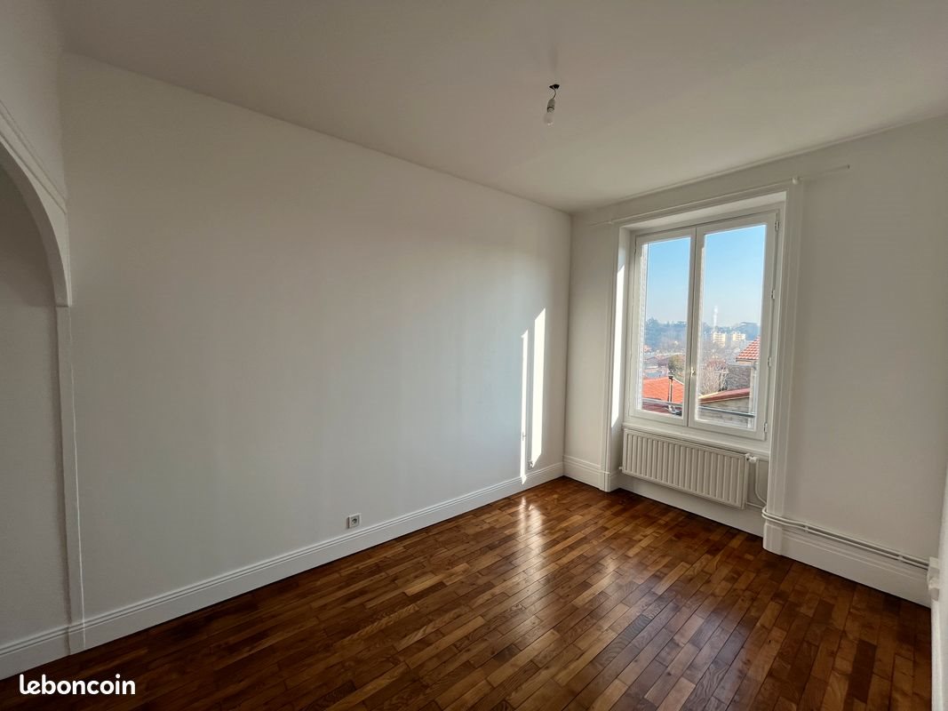 Appartement à louer, 38m², Oullins