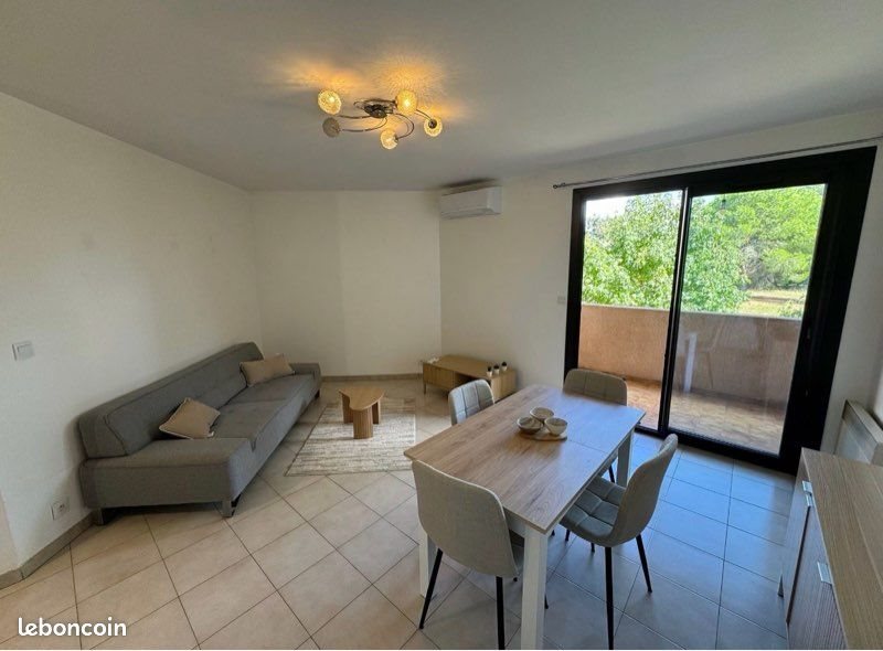 Appartement à louer, 53m², Biguglia
