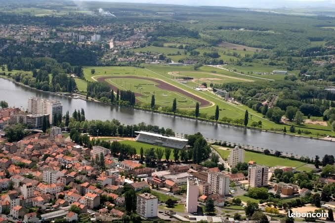 Appartement à louer, 15m², Creuzier-le-Vieux