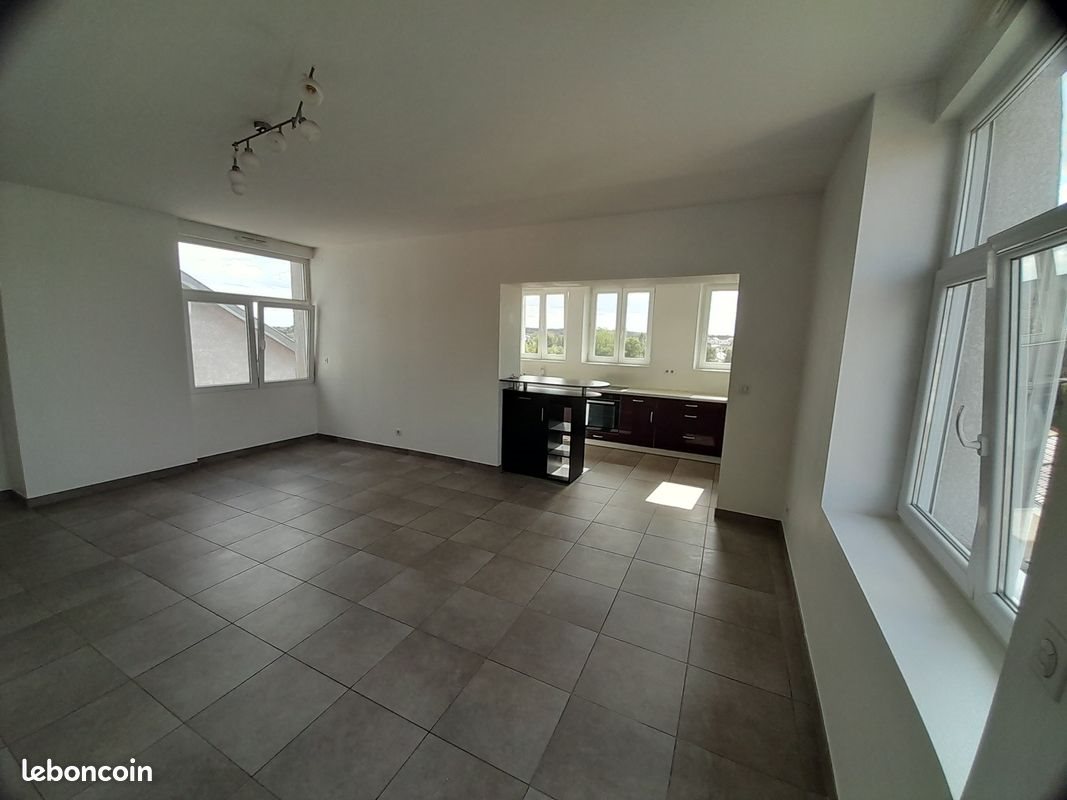 Appartement à louer, 90m², Puttelange-aux-Lacs