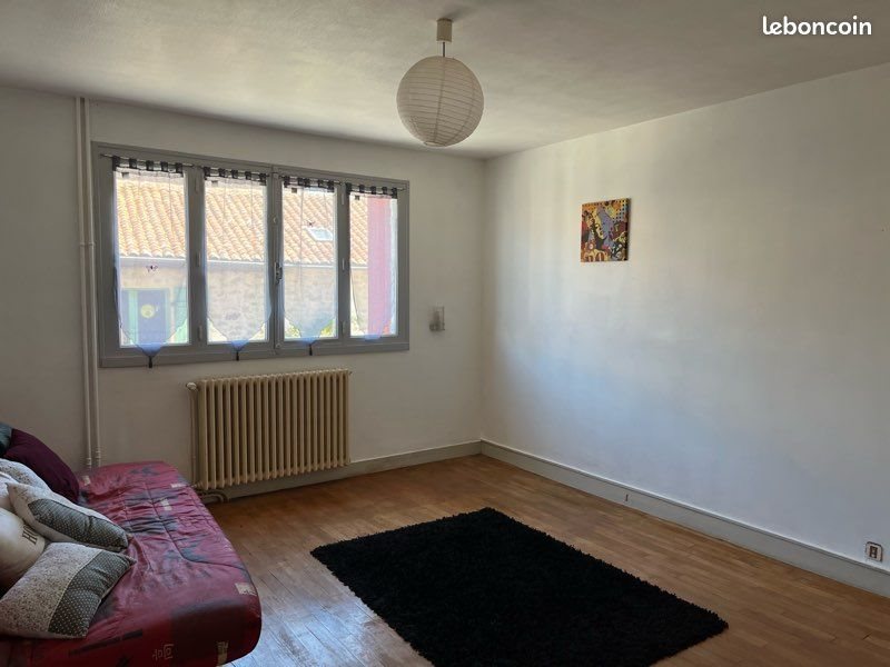 Maison à louer, 128m², Cognac-la-Forêt