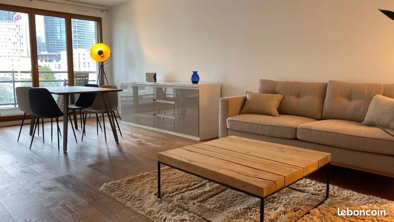 Appartement à louer, 77m², Courbevoie