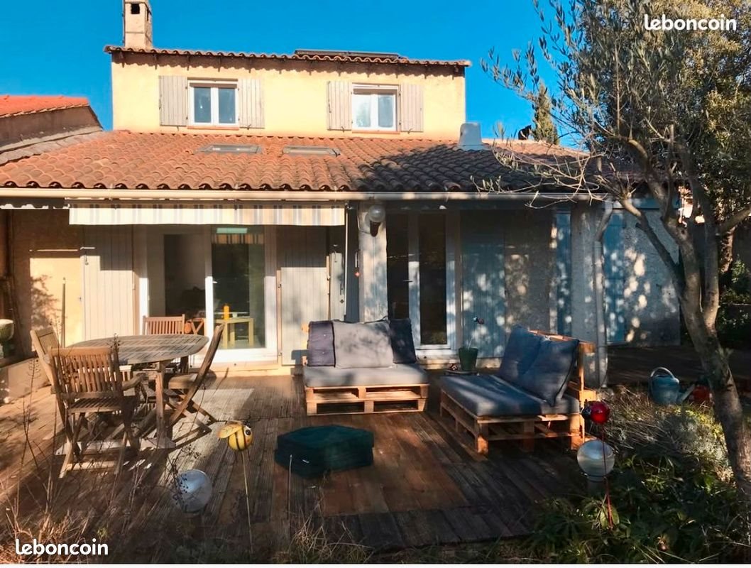 Maison à louer, 112m², Simiane-Collongue