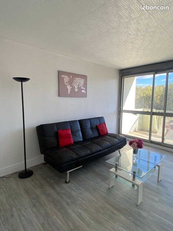 Appartement à louer, 28m², Nîmes