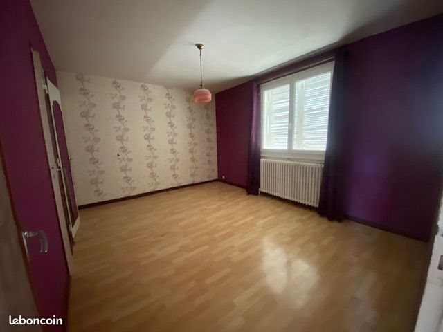 Maison à louer, 151m², Fussy