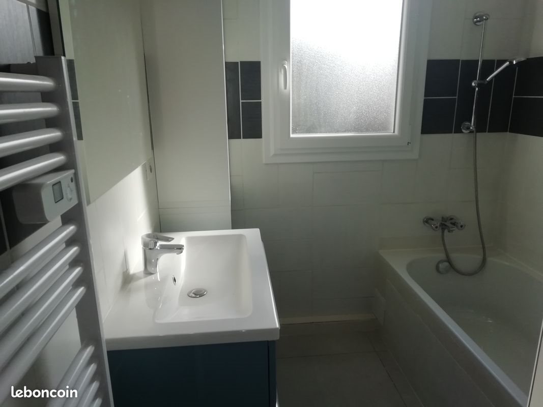 Appartement à louer, 76m², Vallauris