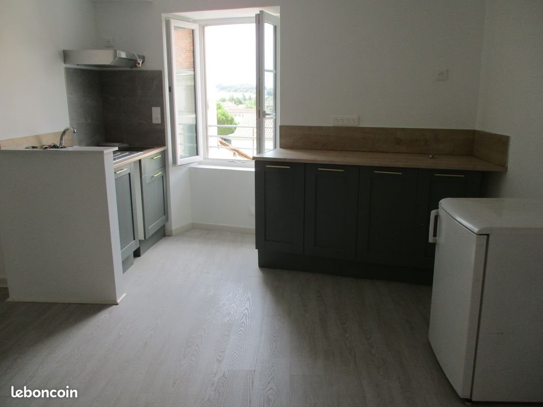 Appartement à louer, 56m², Montmoreau-Saint-Cybard