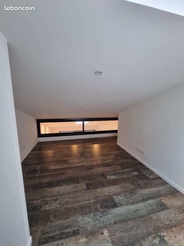 Maison à louer, 62m², Mirefleurs